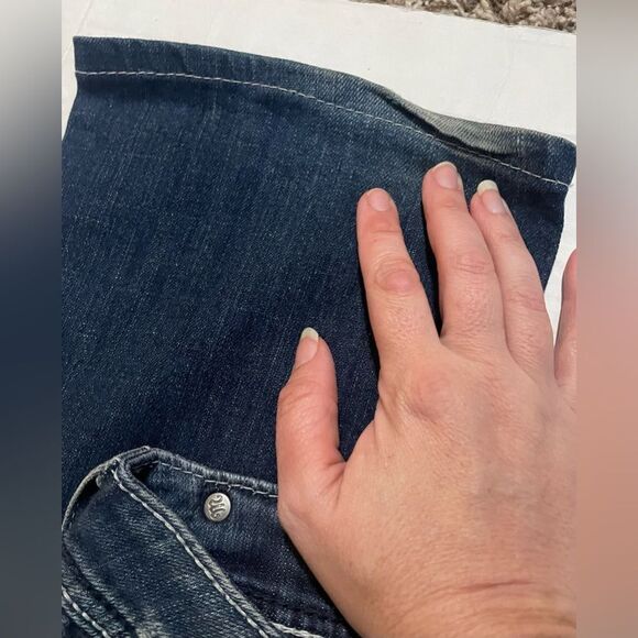 Miss Me Bootcut Jeans - Picture 4 of 8